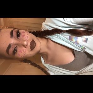 Meet your Posher, Esmeralda